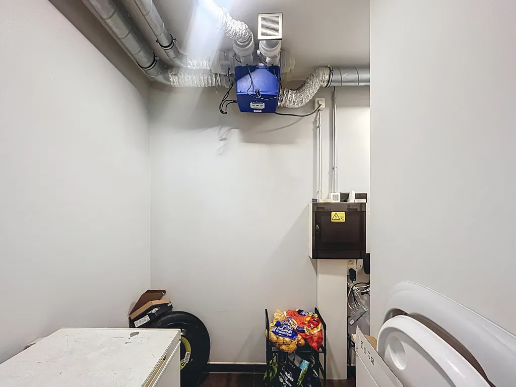 Pesuköök - 2-Bedroom Apartment with Terrace in Eeklo