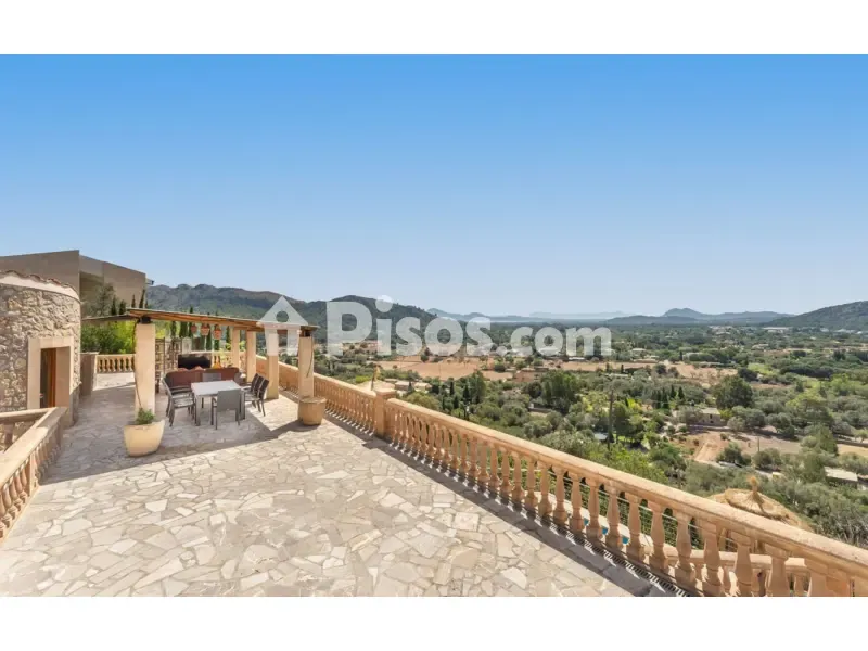 Terrazza - Villa with Mountain and Sea Views in Pollensa