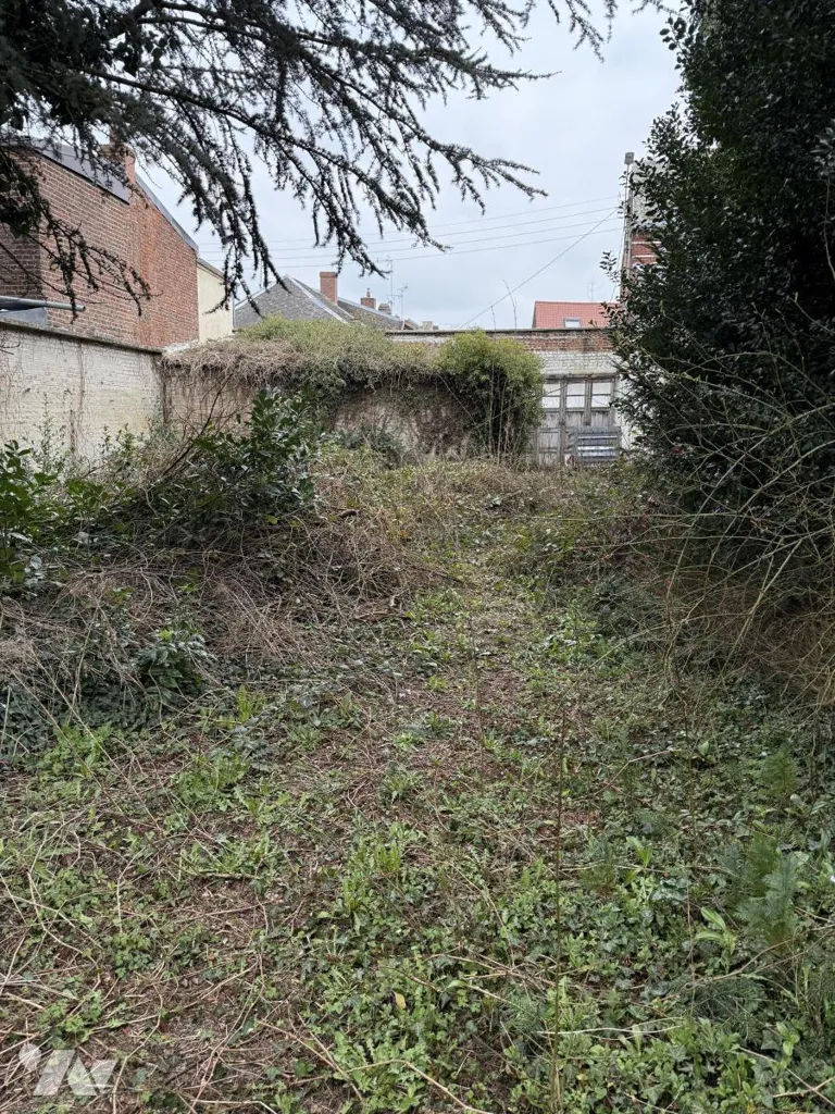 Aed - Semi-Individual House with Potential in Caudry
