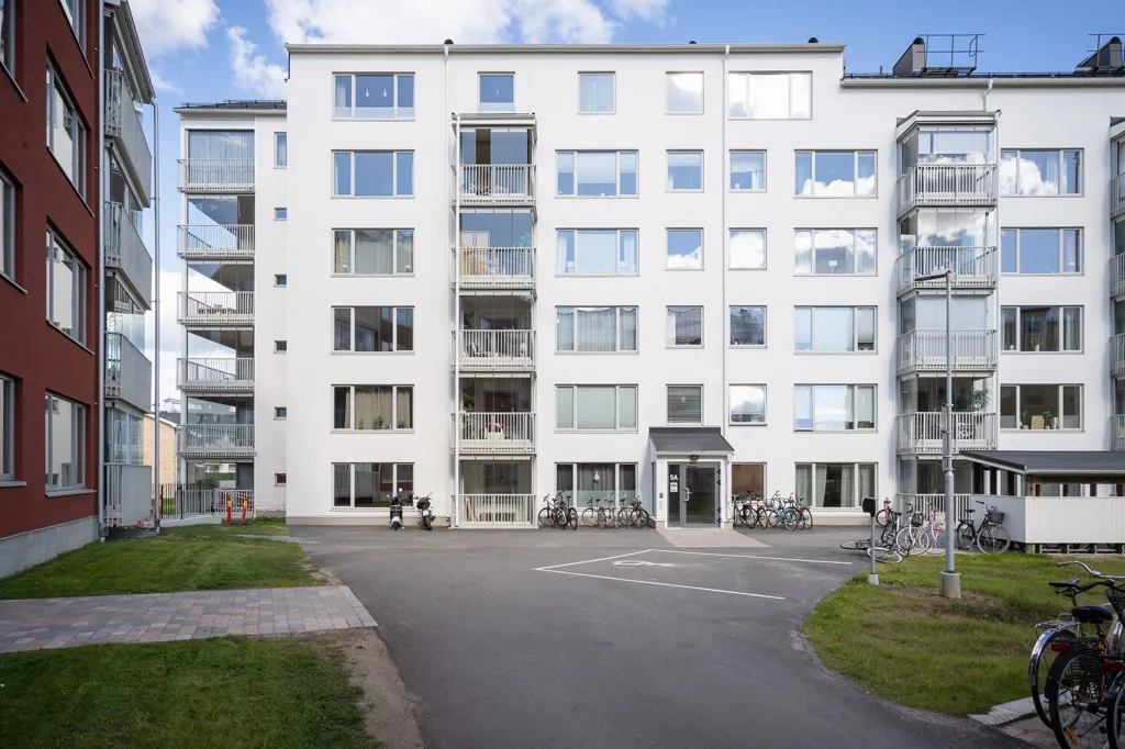 Extérieur - Modern Apartment with Balcony in Central Location