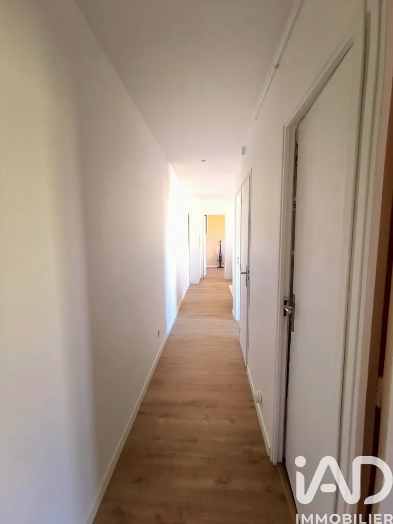 Entrée - Appartement 3 Pièces avec Parking à Clamart