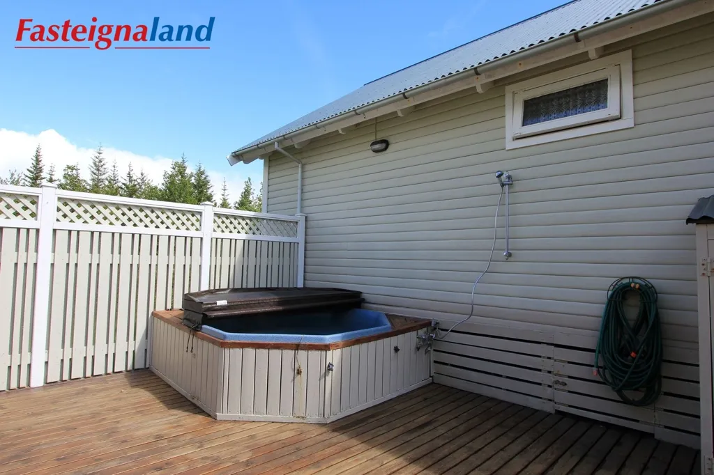 Välivaade - Summerhouse with Pool in Selfoss