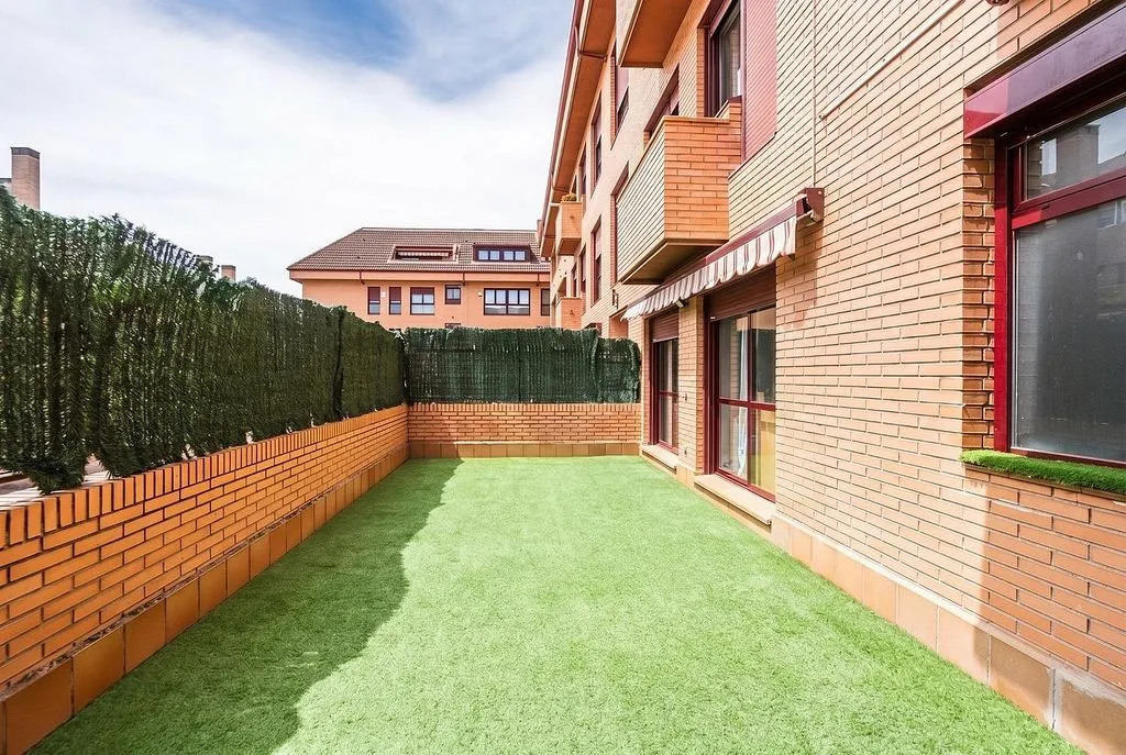 Aed - Apartment with Pool and Terrace in Las Rozas