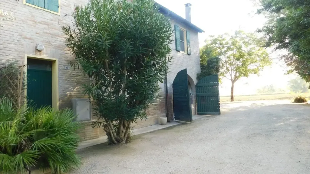 Välivaade - Villa to Renovate with Garden in Matelica, Cesena