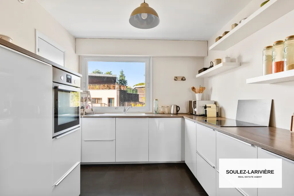 Köök - Apartment with Balcony in Versailles