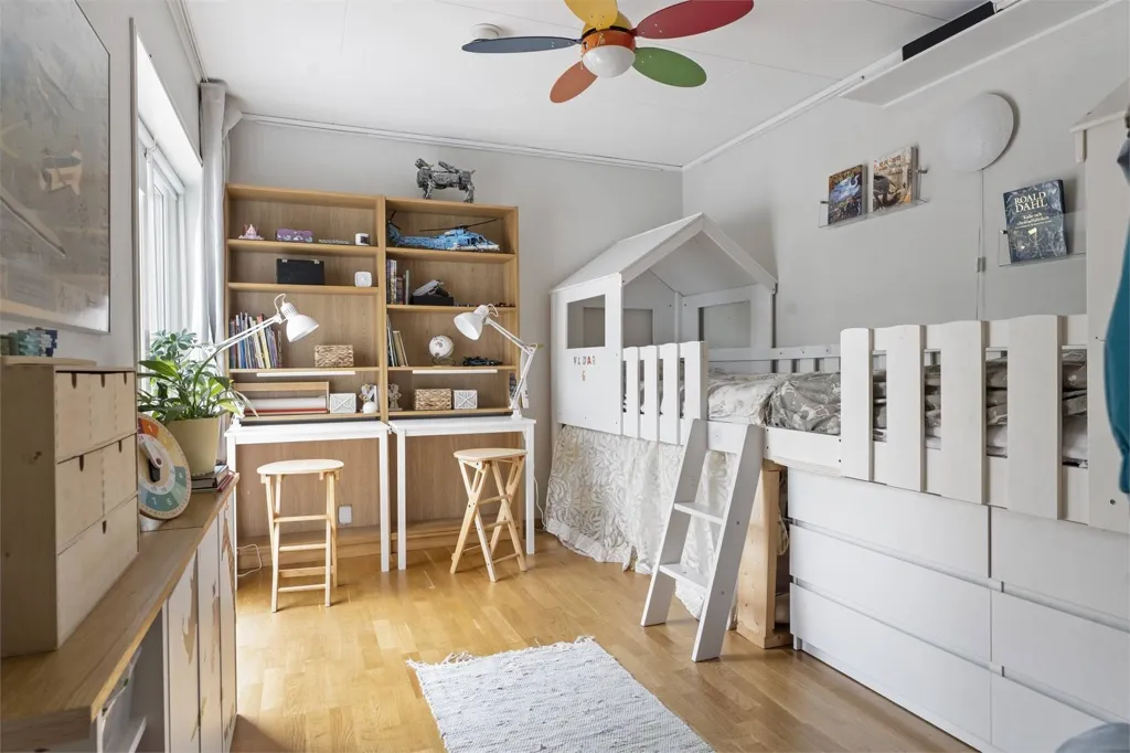 Chambres - Co-op Apartment with Balcony in Alafors
