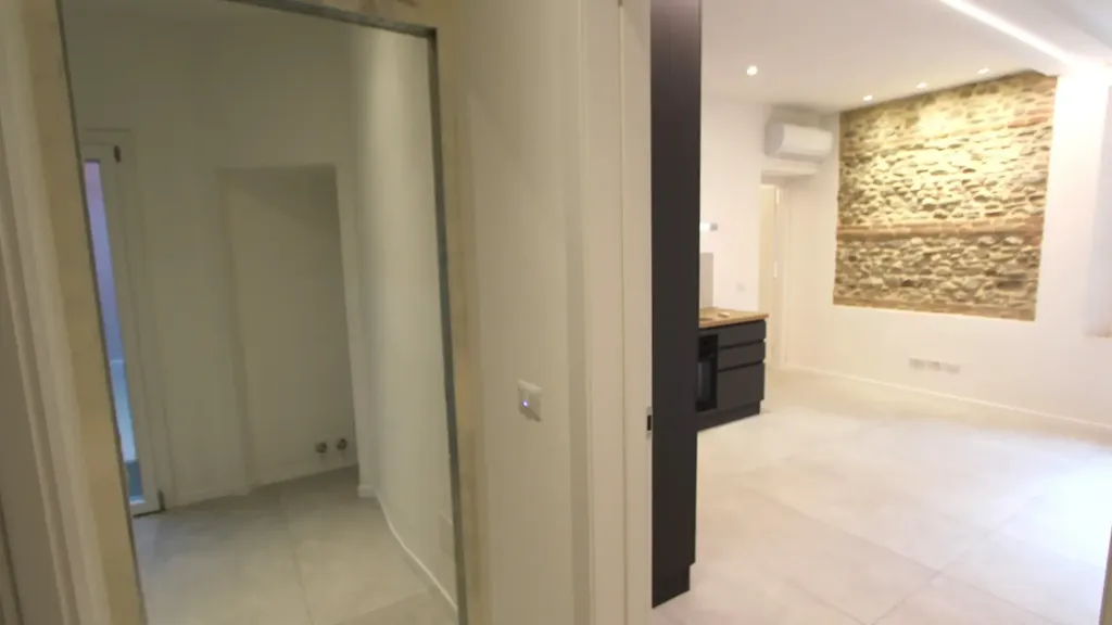 Esik - Fully Rented Apartment with Rocca View in Bazzano