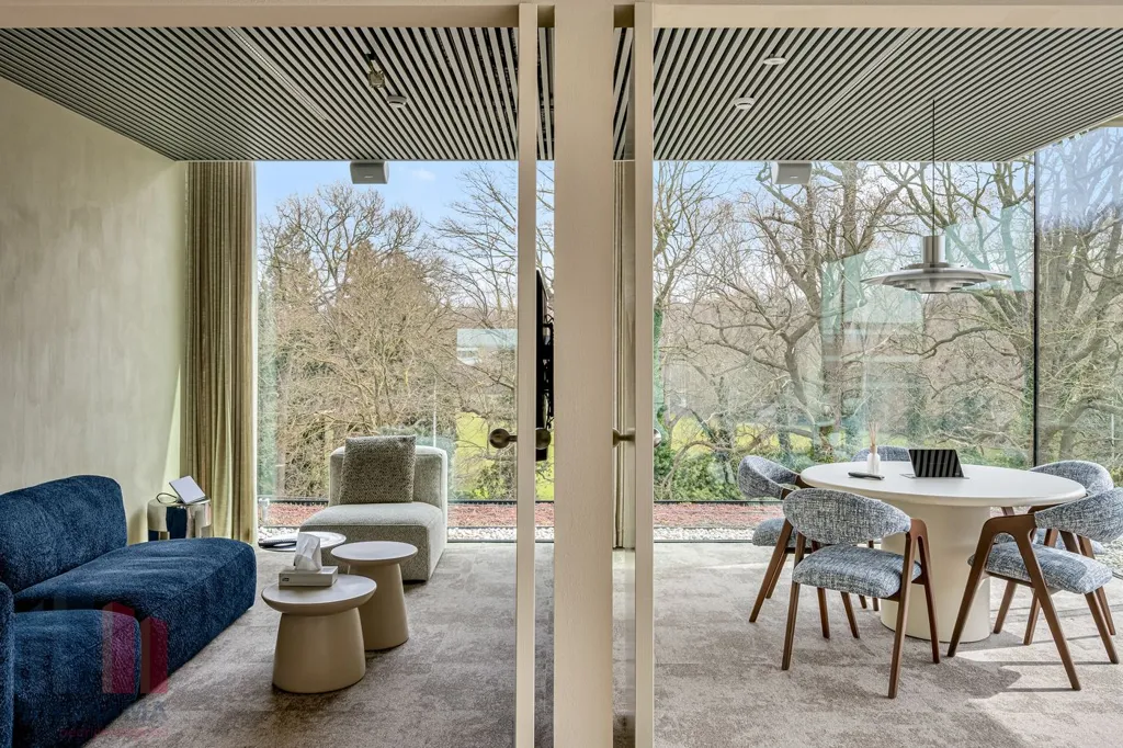 Living Room - Office Space with Highway Access in Bruges