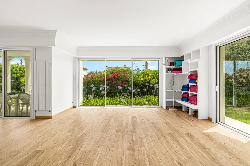 Pièces - Appartement-Villa 3 Pièces avec Jardin à Nice