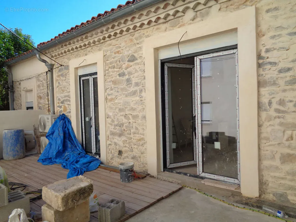 Esterno - Studio with Mezzanine near Nîmes Station