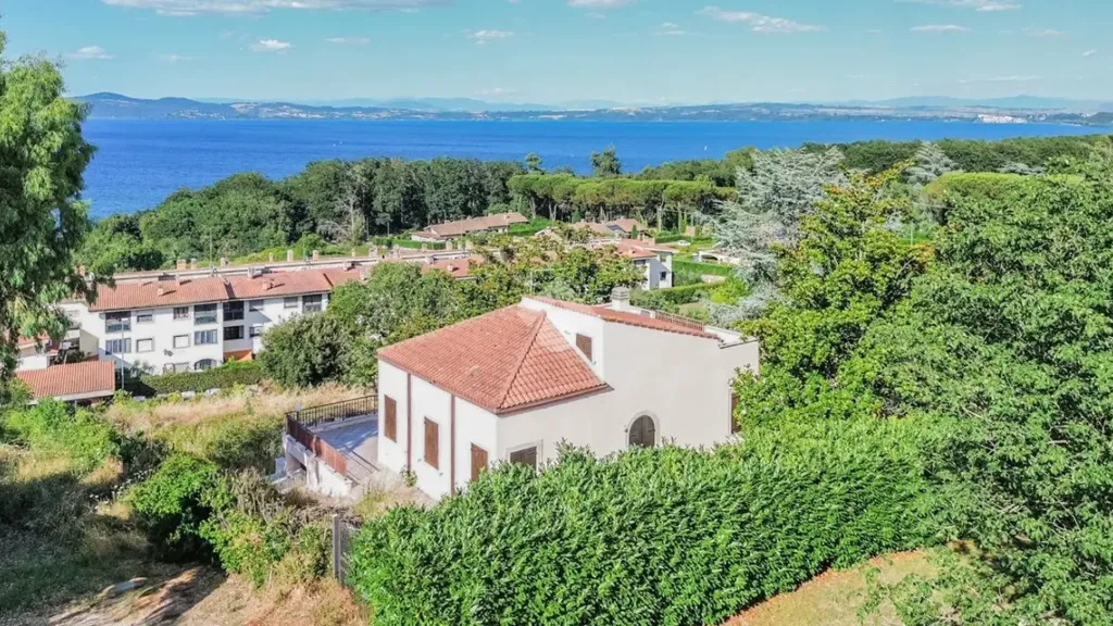 Aerial - Villa with Lake View in Bracciano