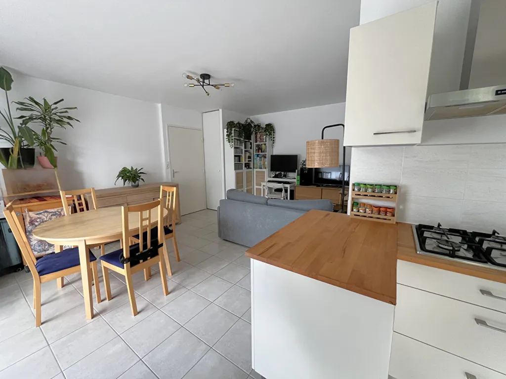 Kitchen - Flat with Terrace in Saint Herblain Bourg