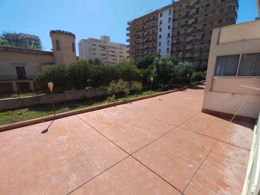 Terrasse - Luxury Villa with Private Garden in Palermo