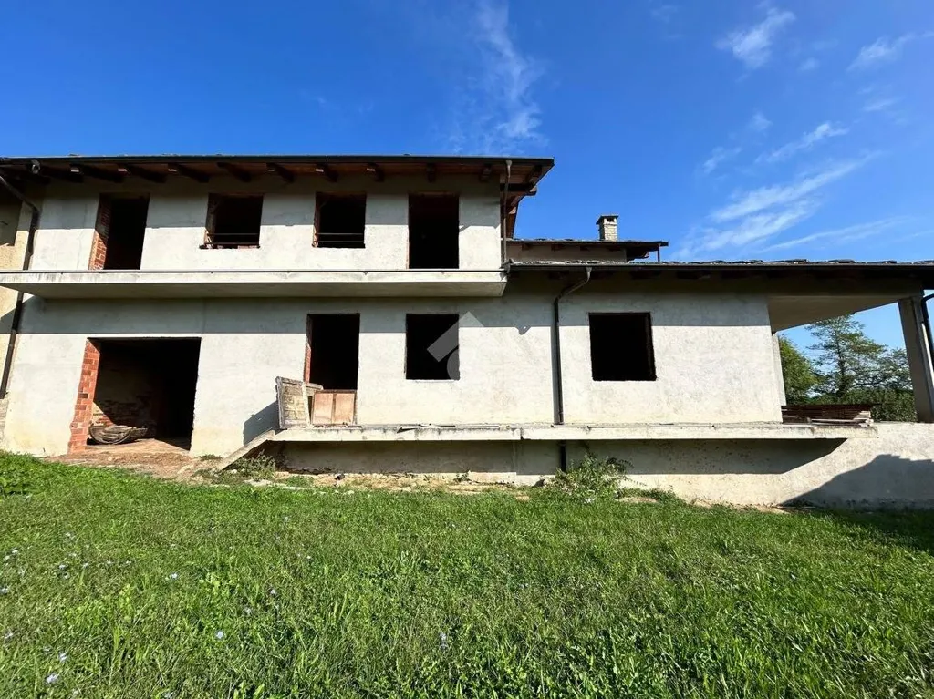 Extérieur - Two-Level Villa with Garden in Bibiana