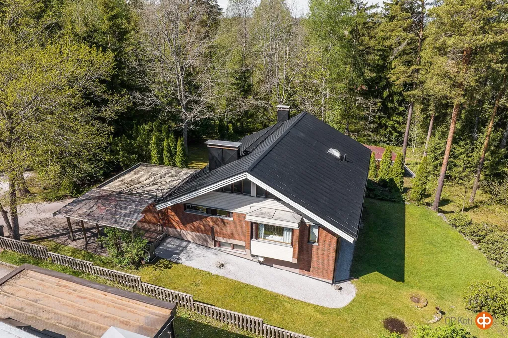 Vista aerea - Architectural House with Garden in Halikko