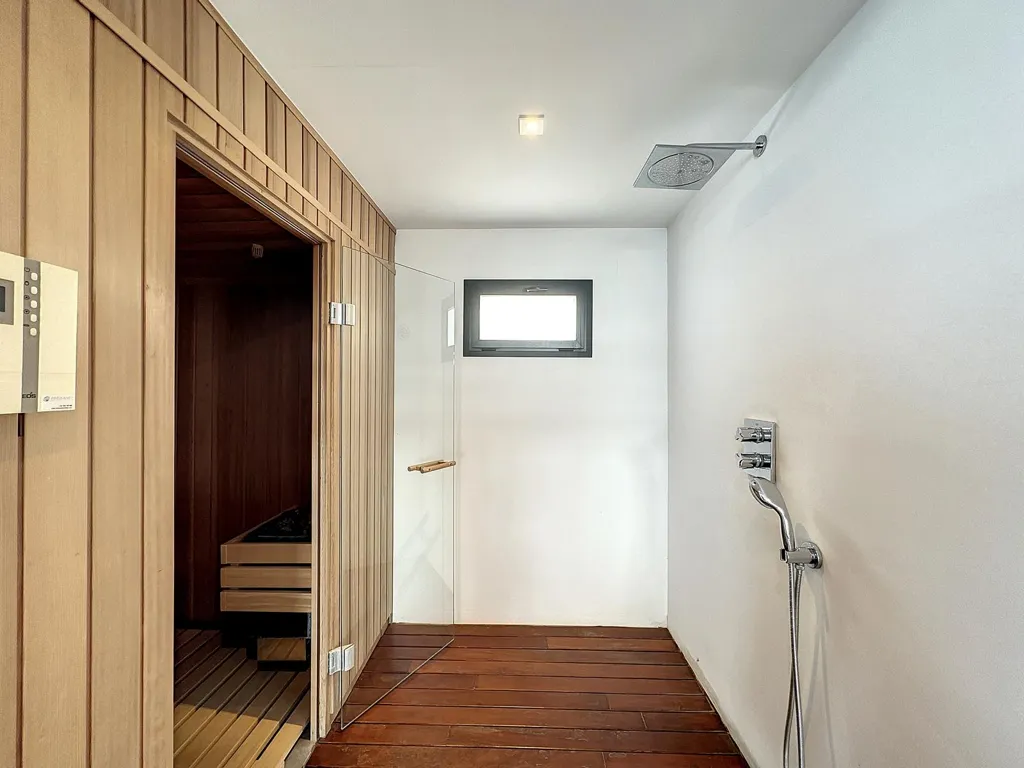 Pièces - 3-Bed Flat with Pool in Benitachell