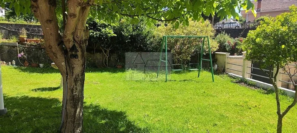 Garden - Chalet with Garden and Garage in Moaña
