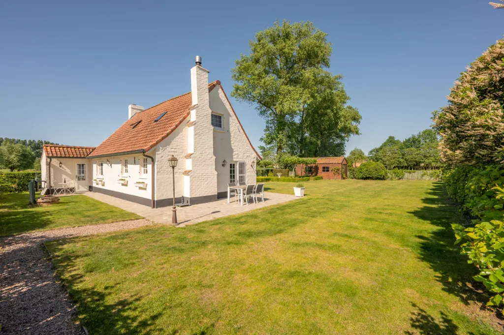 Jardin - Cottage Rénové avec Terrasse près de Bruges