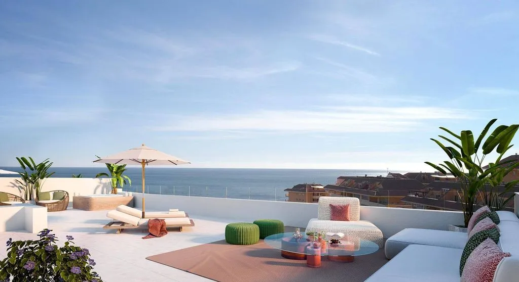 Terrass - Luxury Duplex Penthouse with Sea View in Fuengirola