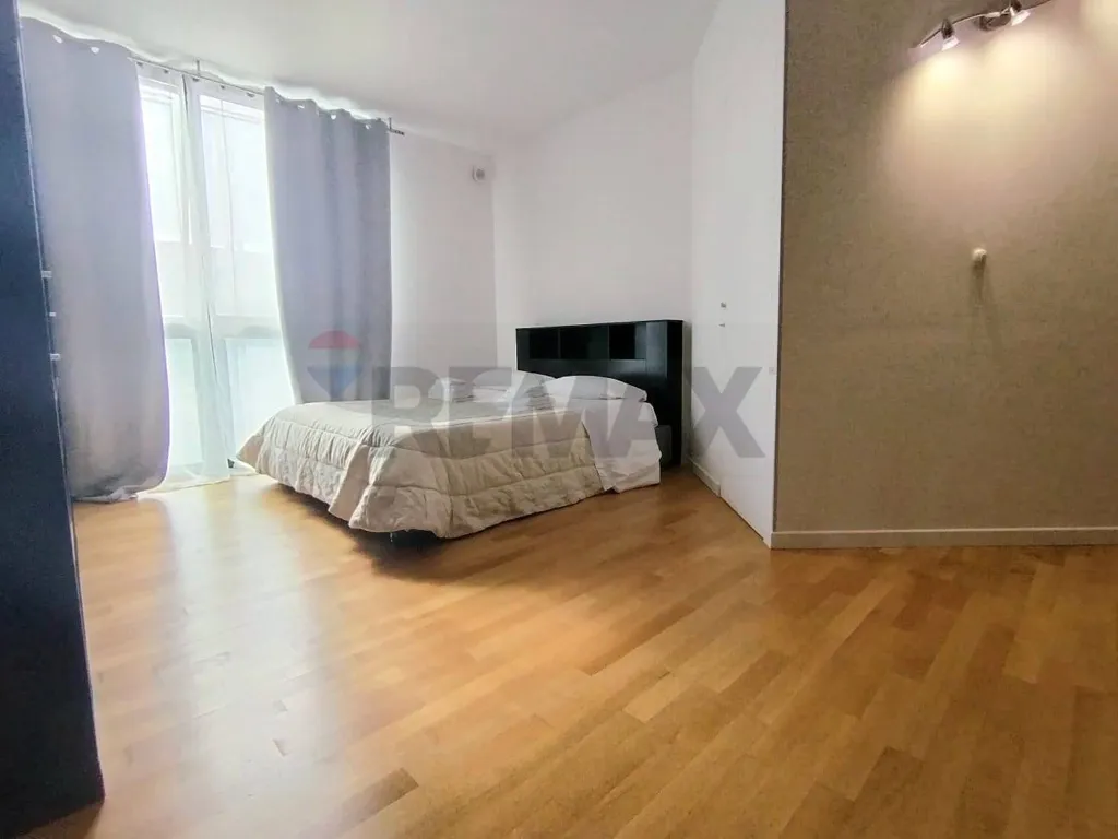 Chambres - Appartement 1 pièces à IT