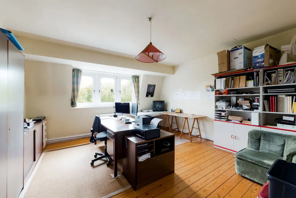 Bureau - Maison de Maître avec Jardin dans le Quartier des Fleurs à Schaerbeek