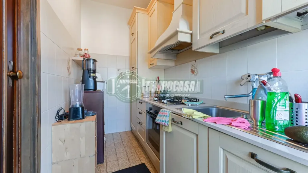 Köök - Spacious Apartment with Balcony in Carnate