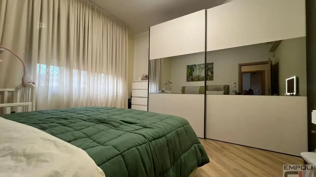 Magamistoad - Rearranged Apartment with Balcony in Empoli