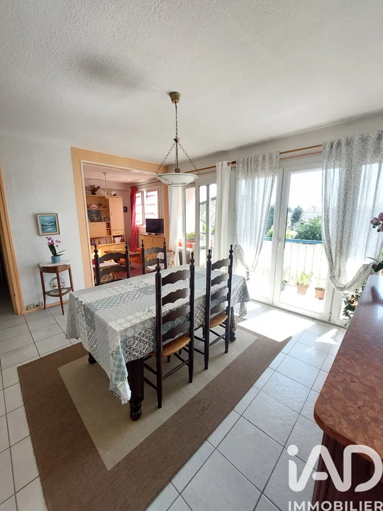 Söögituba - T3 Apartment with Loggia in Tarbes