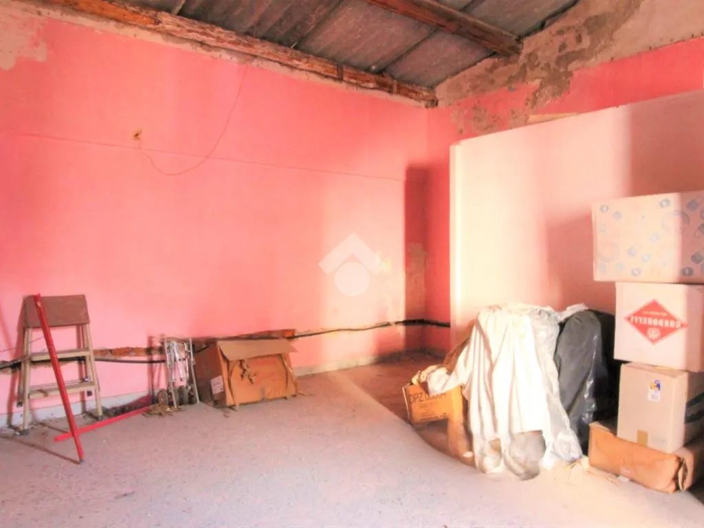 Lavanderia - Three-Bedroom Apartment in Historic Centre, Nicastro