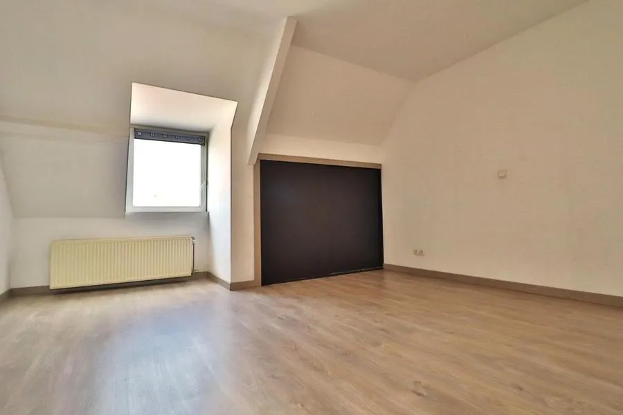 3 magamistoaga maja asukohas KORTRIJK