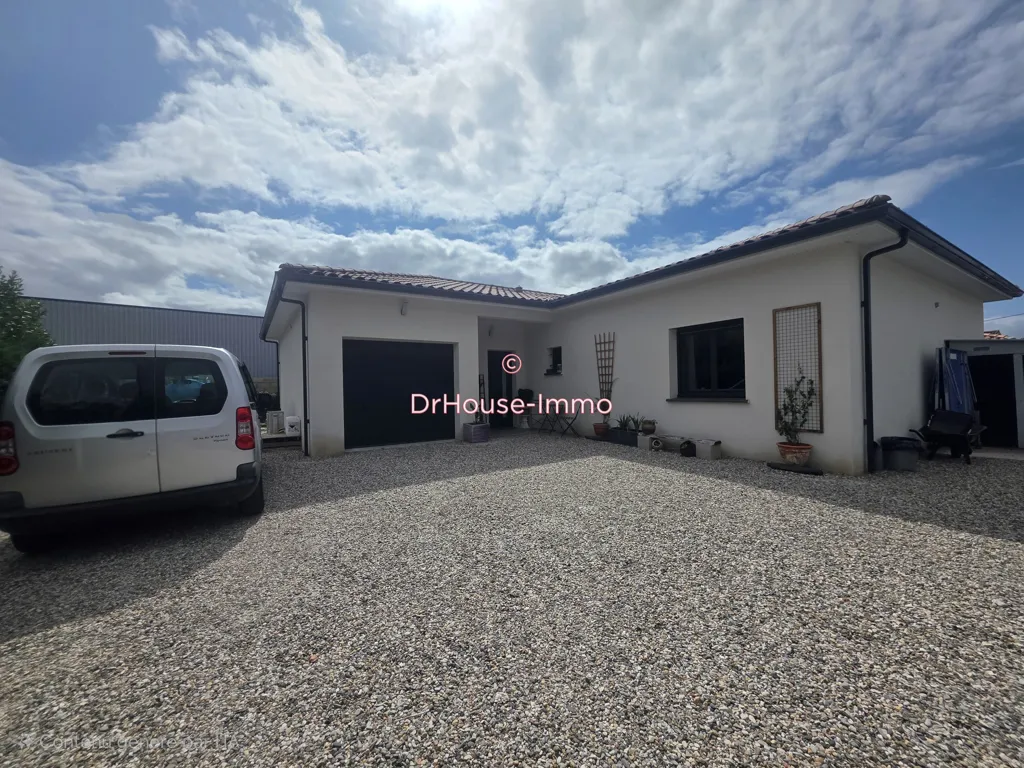 Välivaade - Contemporary House with Pool in Gaillac