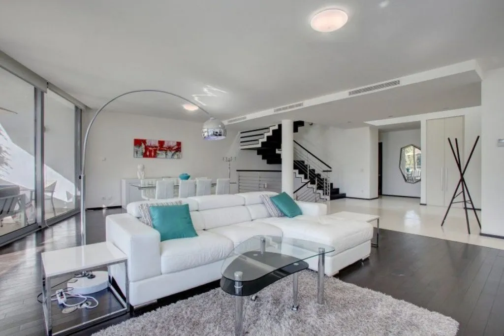 Living Room - Semi-Detached Villa with Sea Views in Marbella