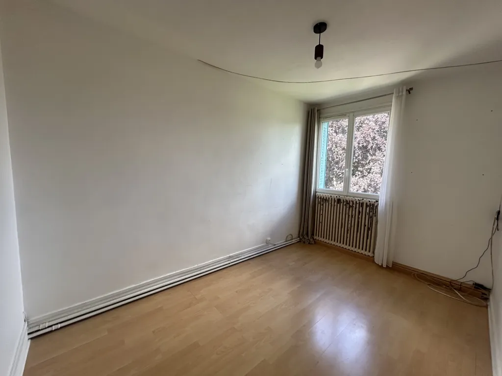 Stanze - 4-Piece Apartment with RER C Access in Étampes