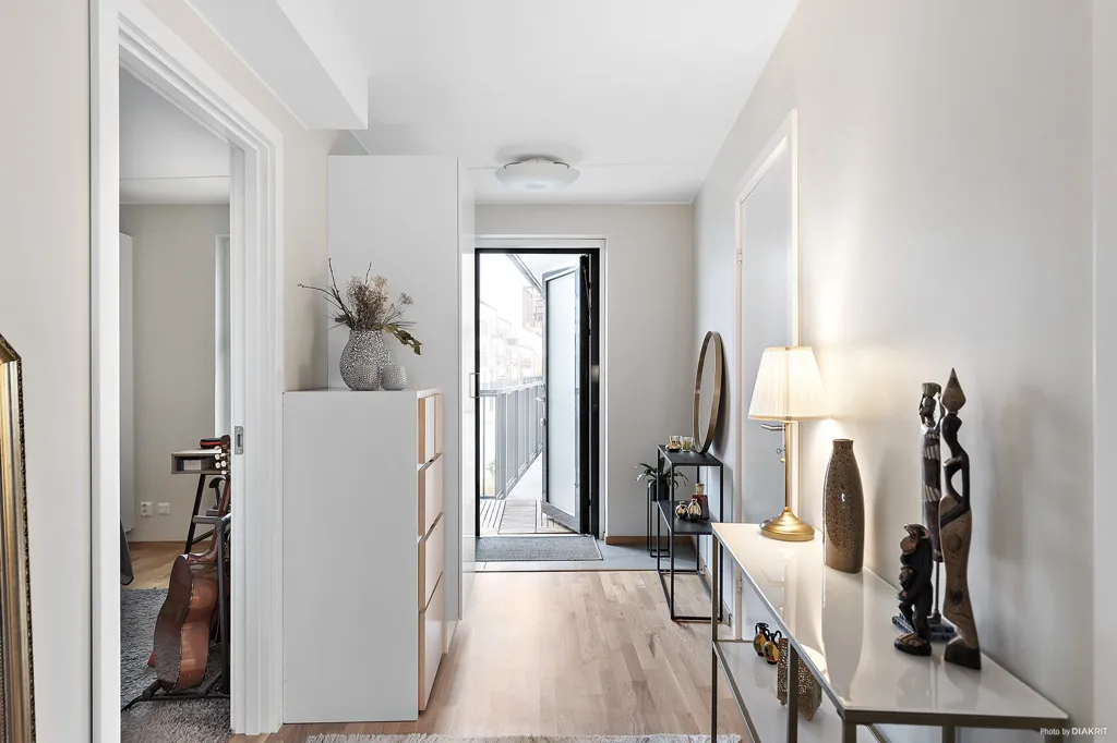 Hallway - Modern Flat with Glazed Balcony in Nyby