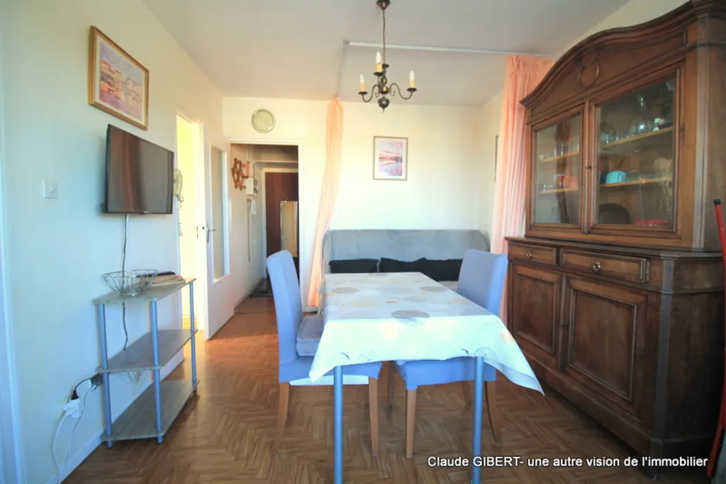 Salle à manger - Appartement T2 Vue Dégagée au Centre de Balaruc-Les-Bains