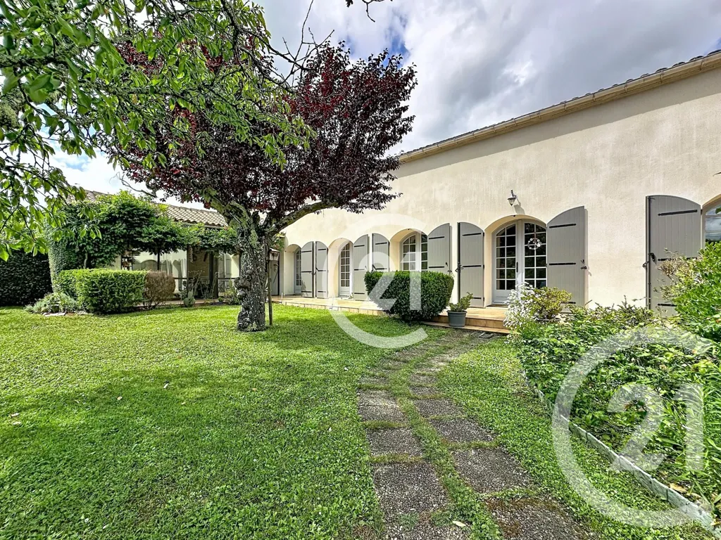 Giardino - Charming House with Garden near Cognac