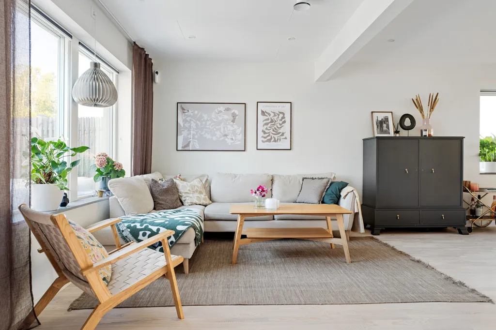 Living Room - Modern Villa with Garden in Sunny Location