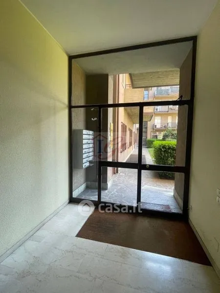 Entrée - Trilocale with Balcony in Bonate Sotto