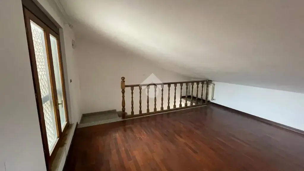 Pièces - Attic Apartment with Terrace in Terni