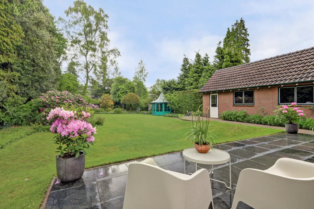 Jardin - Villa with Mature Trees in Ugchelen