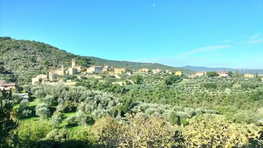 Rustic House with Grotto in Piegaro