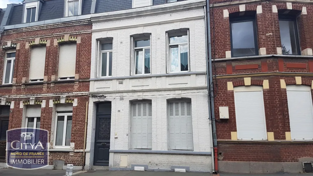 Välivaade - Bright Flat Near Arras Station