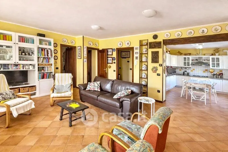 Elutuba - Villa with Garden in Colli Verdi