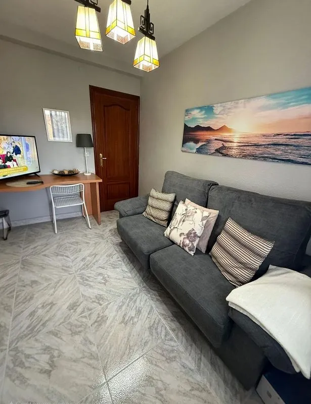 Elutuba - Apartment with Terrace in Reyes