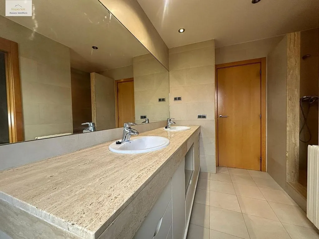 Vannitoad - Chalet with Pool in Roca del Vallès