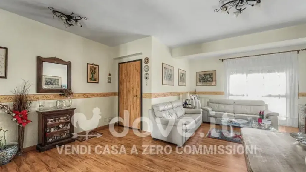 Wohnzimmer - Rearranged Apartment with Balcony in Catania
