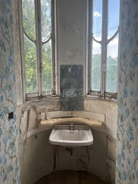 Bathrooms - Historic Villa with Mountain View in Roccavione