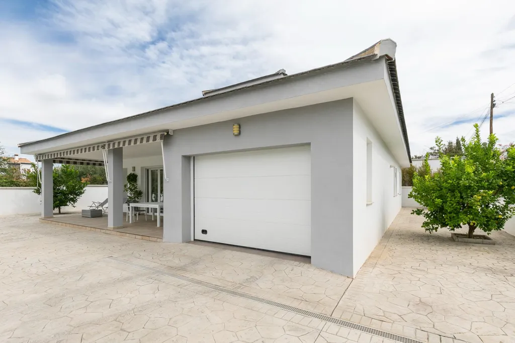 Extérieur - Contemporary Chalet with Pool in Historic Centre