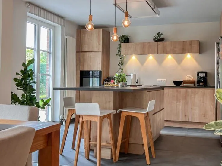 4-bedroom house in BE
