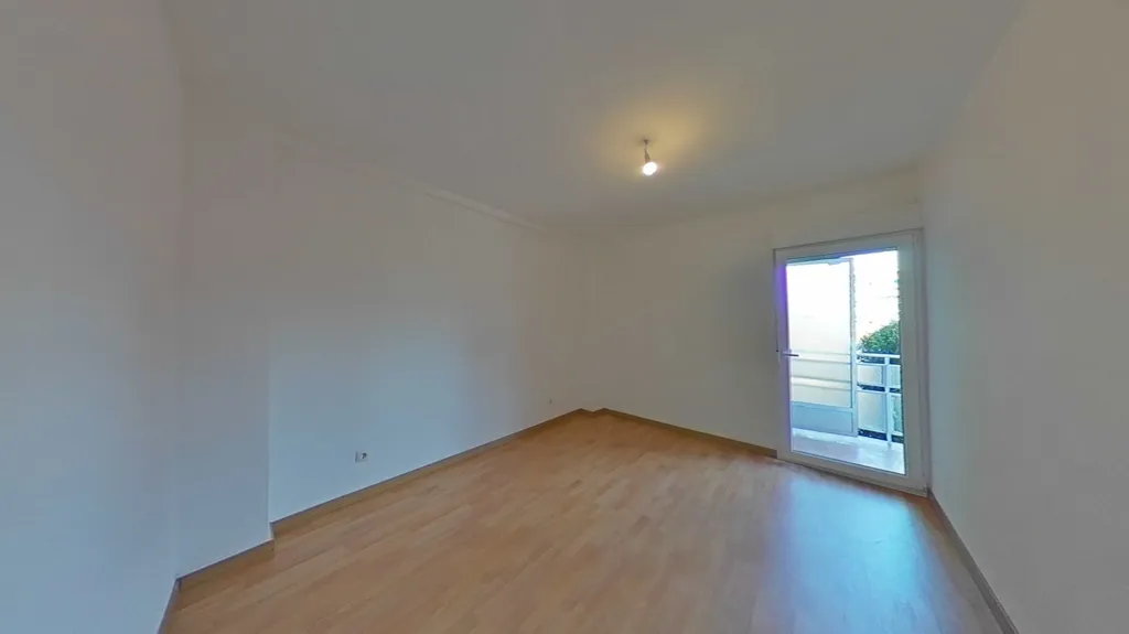 Pièces - Fully Renovated Flat with Metro Access in Fuenlabrada